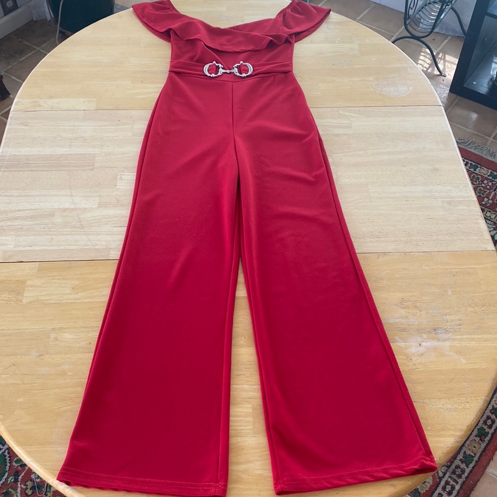 J FOR JUSTIFY. Small, Short Ruffle-Sleeve Wide-leg Jumpsuit, Red w/Silver buckle